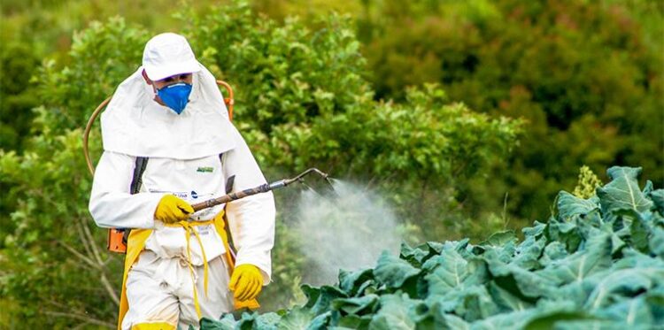 « Tous exposés » : une campagne choc contre l’usage des pesticides – France Inter « Tous exposés » : une campagne choc contre l’usage des pesticides – France Inter