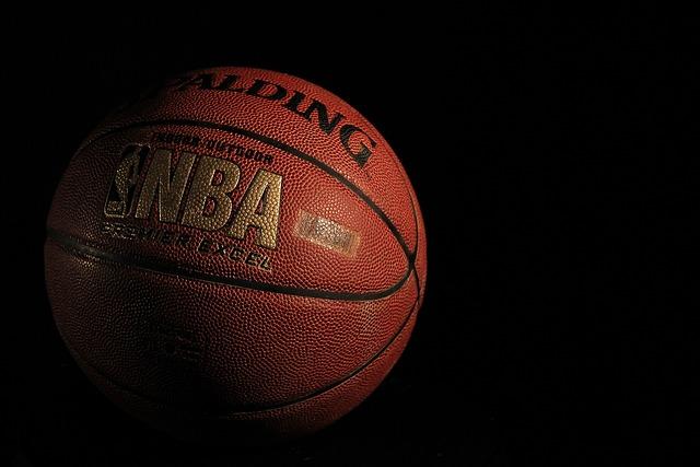 NBA Paris Games : venir en France, le juteux business de la ligue de basket américaine – Europe 1