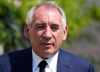 François Bayrou veut que soit réexaminée la totalité des accords entre la France et l’Algérie – France Culture