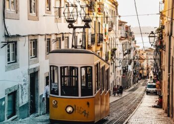Collision de deux tramways à Strasbourg : que s’est-il passé ? – franceinfo Collision de deux tramways à Strasbourg : que s’est-il passé ? – franceinfo