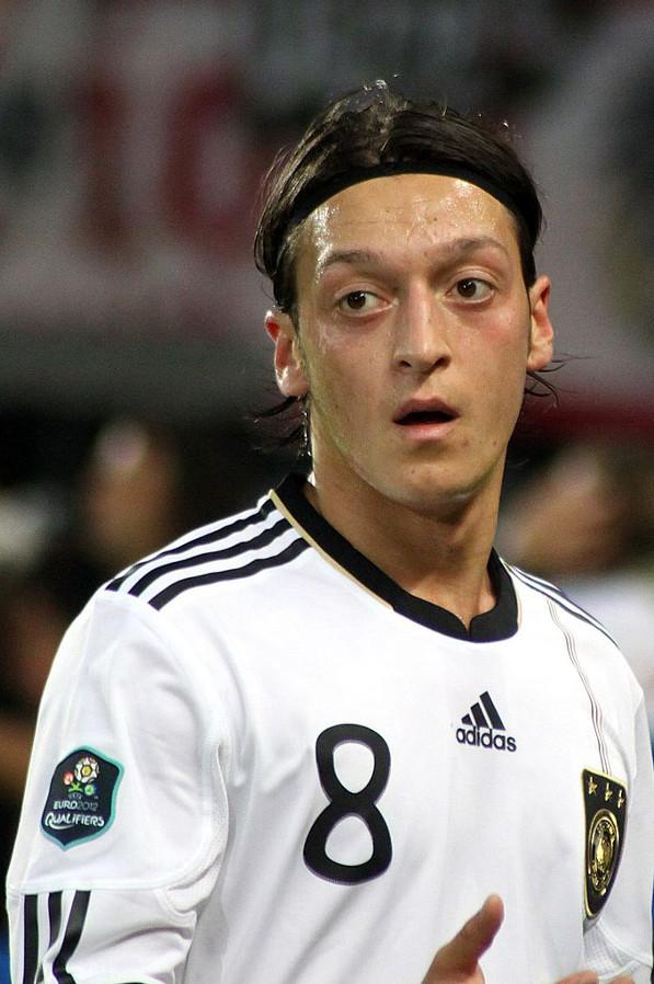 Lengagement politique de Mesut Özil : une transition inattendue