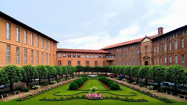 Douceur printanière : un dimanche apaisant à Toulouse