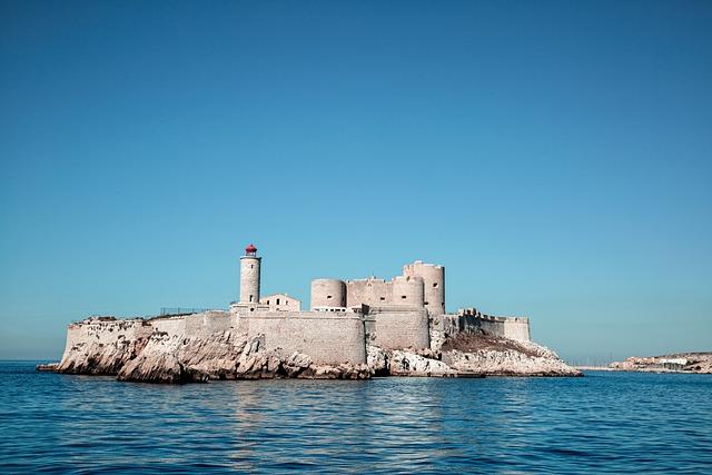 Marseille : une ville vibrante ‌pour accueillir​ léquipe de France