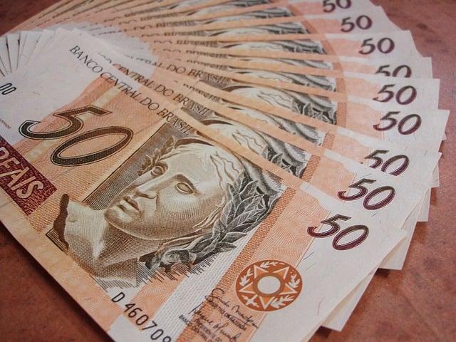 Les perspectives futures de léconomie française et les leçons à tirer des ajustements budgétaires