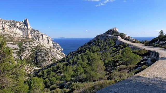 Calanques de Marseille et leur héritage environnemental