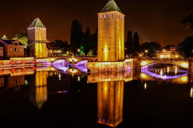 L'impact économique et culturel du marché de Noël de Strasbourg sur la région