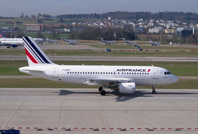 La stratégie carbone dAir France au départ de Lyon Saint-Exupéry