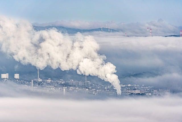 Taxe carbone aux frontières de l’Europe : le ⁣projet de la France subit une pluie d’attaques - Le parisien