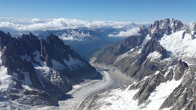 Un témoignage du climat ancien à travers léchantillon de glace