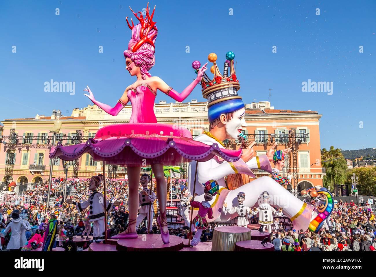 Découverte du Carnaval de Nice : Une Tradition en Évolution