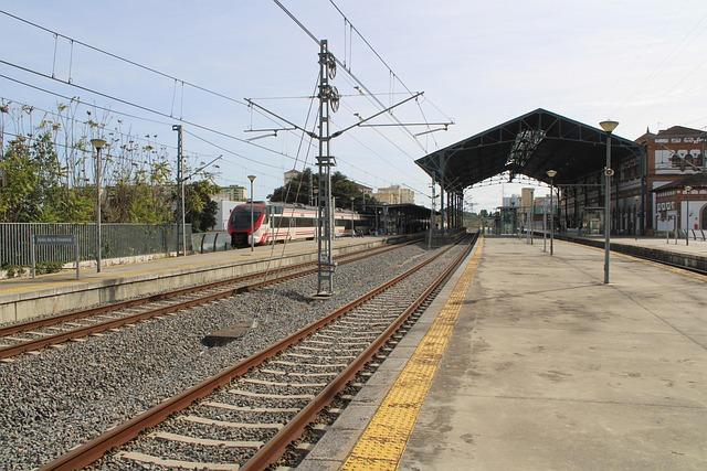 Stratégies pour améliorer lefficacité des services Renfe