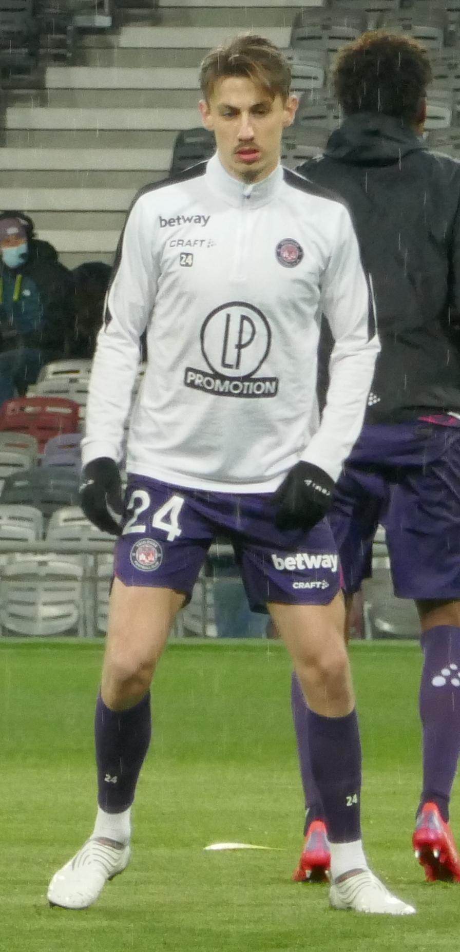 Létat de forme dAnthony Rouault : Une clé pour renforcer la défense rennaise