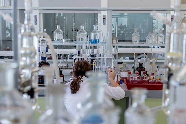 Visites inédites de laboratoires et de sites emblématiques