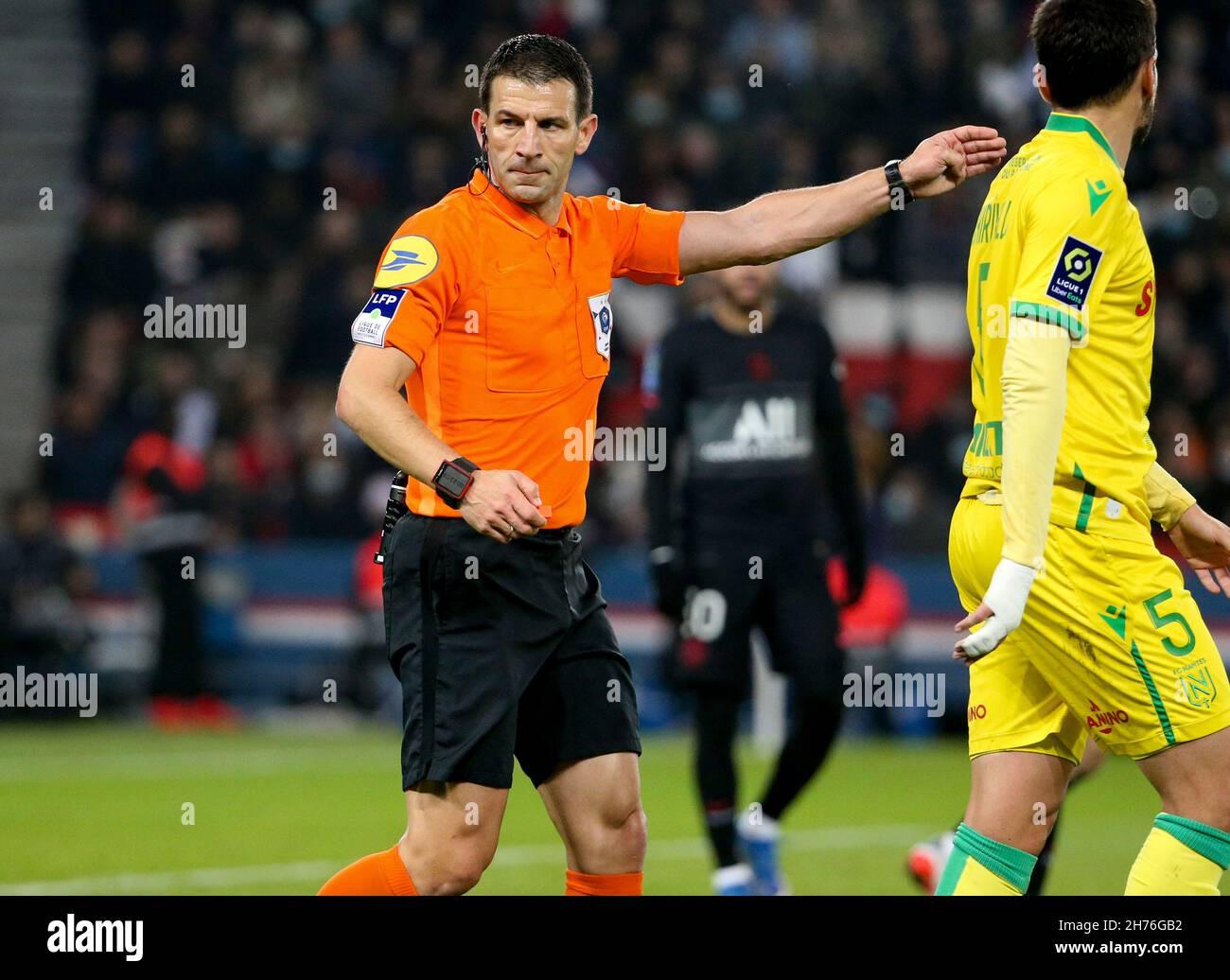 Retour sur le Parcours : L’Évolution de Stinat avant son retour à Marseille