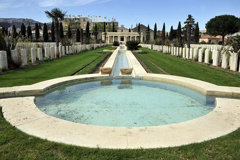 Cimetière de Mazargues : un‌ lieu de mémoire et de ‍recueillement