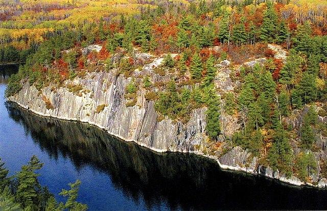 Témoignages de voyageurs : expériences et conseils pour un séjour réussi