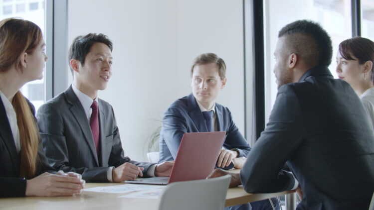À la Découverte des Grands Groupes Industriels Qui Recrutent en 2025 : Opportunités à Ne Pas Manquer !