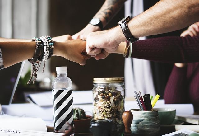 Collaboration inter-services⁢ :‍ Une synergie essentielle pour des interventions efficaces