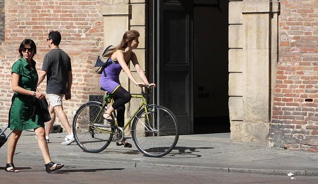 Témoignages des passants : une peur persistante dans lespace urbain