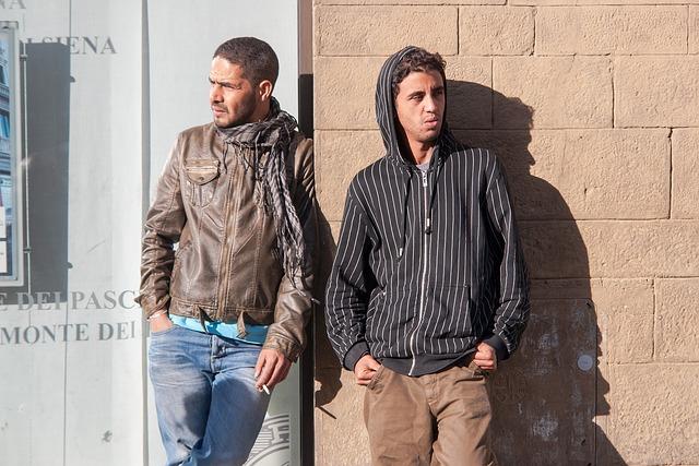 Réflexions sur lidentité ⁤et les droits des migrants algériens en France