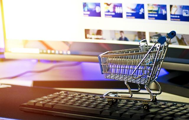 Stratégies innovantes pour revitaliser le commerce local pendant les soldes