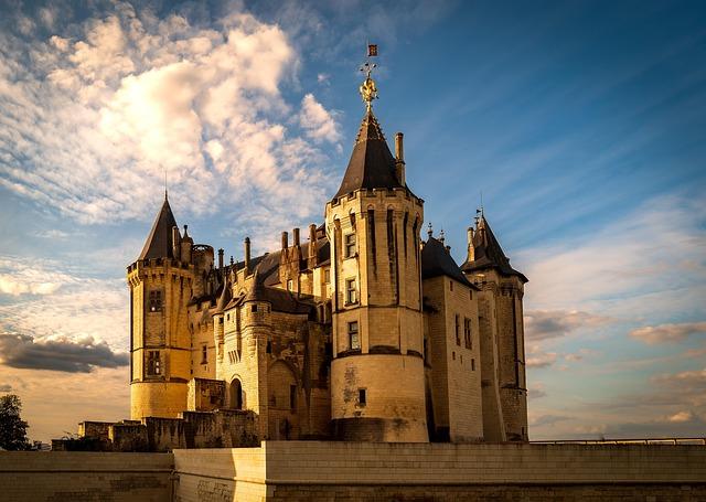 Les préparatifs : Comment Saumur se prépare à laffrontement