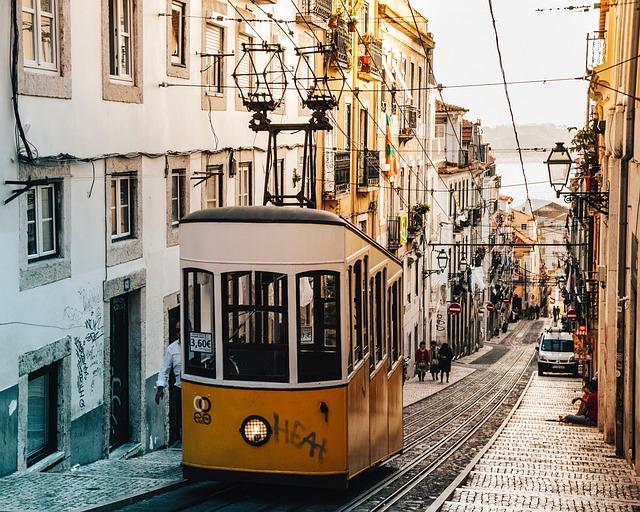 Vers une transitabilité durable : enjeux et visions pour le futur du tram