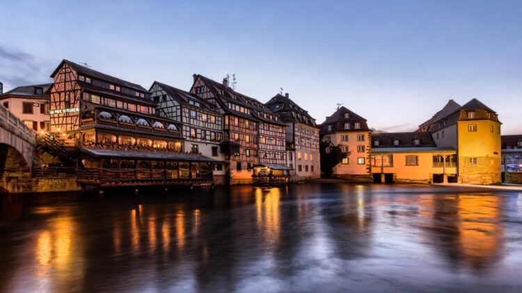 Strasbourg : deux interpellations après l’agression au couteau d’un adolescent de 16 ans – ici, le média de la vie locale Strasbourg : deux interpellations après l’agression au couteau d’un adolescent de 16 ans – ici, le média de la vie locale