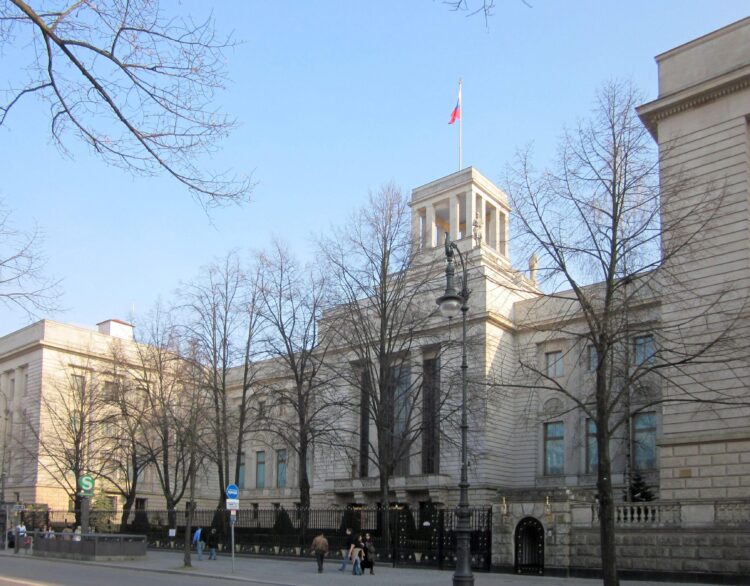 Attaque du consulat russe à Marseille : deux chercheurs du CNRS reconnaissent leur participation – Libération
