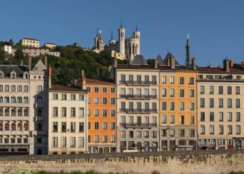 Lyon, écolo jusque dans la mort, la ville veut revivifier les funérailles vertes – France 3 Régions