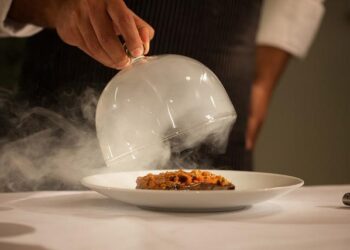 Guide MICHELIN France 2025 : Les nouveaux Bib Gourmand parisiens – Guide MICHELIN