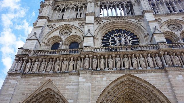 Des pierres de Notre-Dame de Paris à gagner en échange d’un don pour le patrimoine religieux – Ouest-France