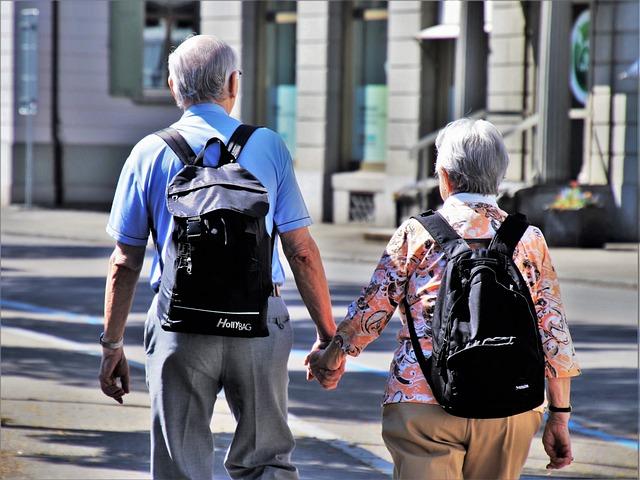 « C’est la solitude qui nous réunit ici » : dix seniors partagent un immeuble dans le centre de Strasbourg – ici, le média de la vie locale