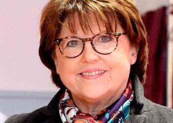Lille : Martine Aubry annonce sa démission prochaine et passe la main à son premier adjoint – FRANCE 24