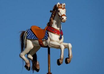 La Rochelle Université soutient le mouvement « Stand Up For Science » France – La Rochelle Université