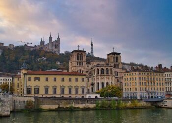 VIDÉO -“Je voulais montrer leur travail », immersion photographique dans l’univers des anciens mariniers de Lyon – ici, le média de la vie locale VIDÉO -“Je voulais montrer leur travail », immersion photographique dans l’univers des anciens mariniers de Lyon – ici, le média de la vie locale
