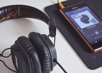 Eydís Evensen – Sony Music Entertainment France