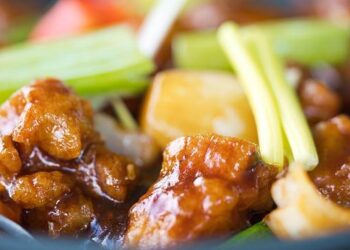 INDOCHINE : « Central Tour, Le Film » maintenant disponible ! – Sony Music Entertainment France INDOCHINE : « Central Tour, Le Film » maintenant disponible ! – Sony Music Entertainment France