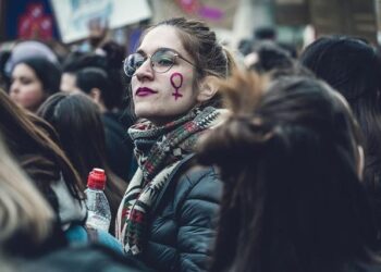 Manifestations du 8-Mars : 120 000 personnes rassemblées à Paris pour les droits des femmes selon les organisatrices, 47 000 selon la préfecture – franceinfo Manifestations du 8-Mars : 120 000 personnes rassemblées à Paris pour les droits des femmes selon les organisatrices, 47 000 selon la préfecture – franceinfo