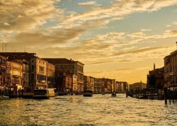 « On a vu un grand Moefana : le n°12 du XV de France, c’est lui » – Eurosport FR