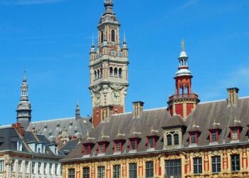 Lille 3000. « Il ne faut pas qu’une caisse tombe » : des œuvres du Centre Pompidou emménagent à Lille pour Fiesta – France 3 Régions Lille 3000. « Il ne faut pas qu’une caisse tombe » : des œuvres du Centre Pompidou emménagent à Lille pour Fiesta – France 3 Régions