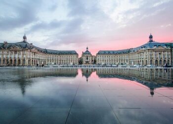 Ubisoft Bordeaux : les salariés en grève contre la réduction du télétravail – ici, le média de la vie locale Ubisoft Bordeaux : les salariés en grève contre la réduction du télétravail – ici, le média de la vie locale