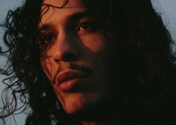 HATIK NOUVEL ALBUM +1 – Sony Music Entertainment France