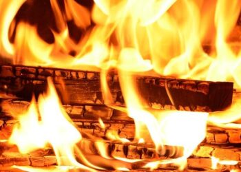 « On était tous paniqués » : un incendie sur le campement de la prairie de Mauves à Nantes – Ouest-France