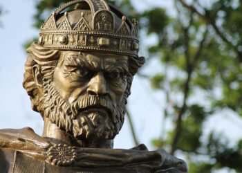 L’influenceuse franco-algérienne Sofia Benlemmane jugée, le tribunal de Lyon sous tensions – actu.fr