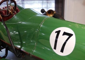 « Right Here World Tour » de SEVENTEEN débarque au cinéma en France – K-Sélection