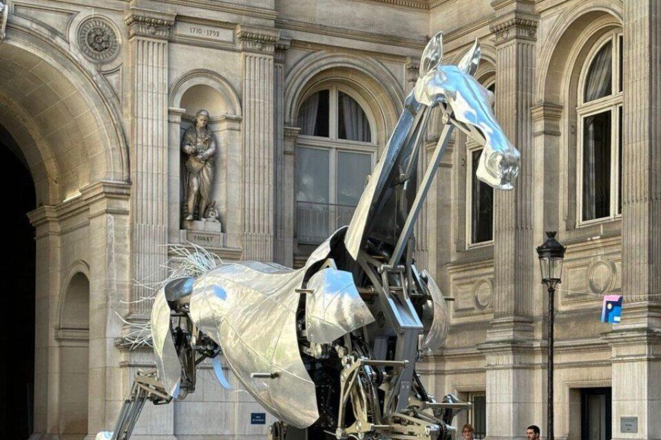 Le futur du cheval métallique : expo, événements et collaborations à venir