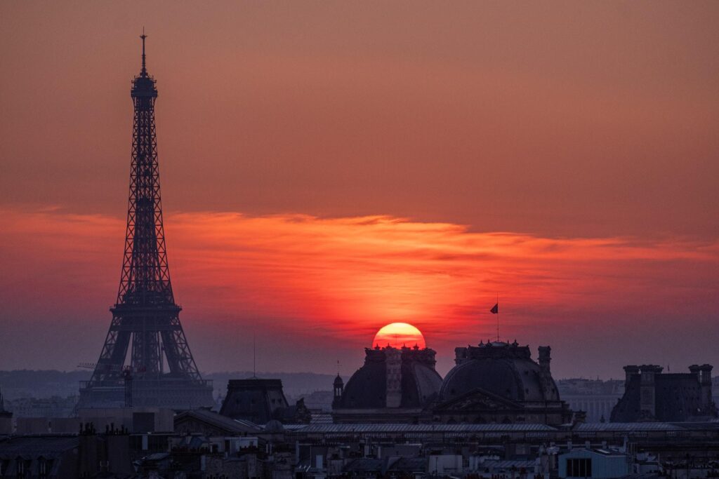 Après le soleil et des températures estivales à Paris et en Île-de-France, la météo va changer brutalement – Actu Paris