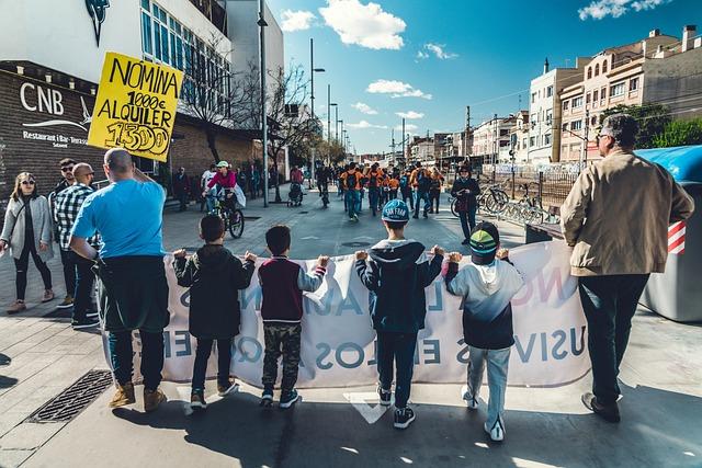 VIDEO. « Le contexte de fascisation doit nous interpeller », près de 4 000 personnes à Montpellier pour la manifestation contre le racisme – France 3 Régions