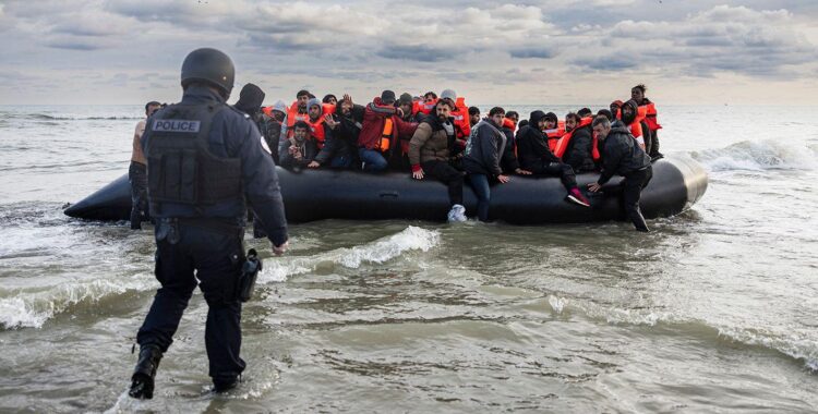1 700 migrants en deux ans : un réseau de passeurs démantelé, 4 suspects interpellés à Perpignan – actu.fr